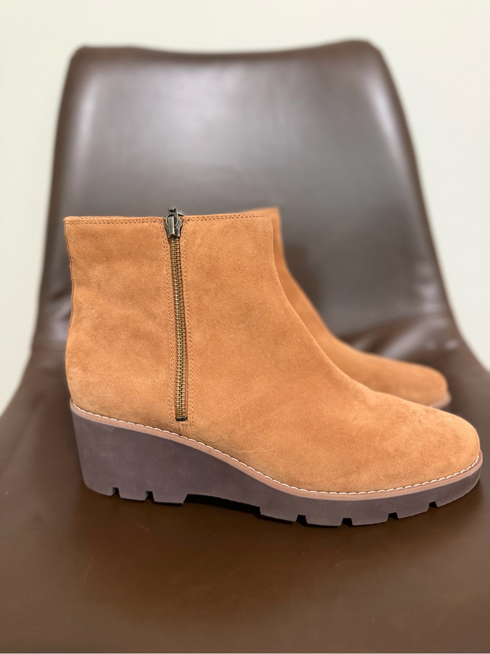 Vionic Women’s Suede Wedge Ankle Boots in Tan